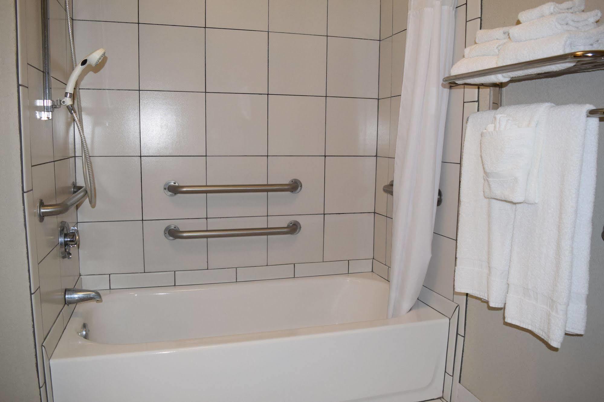 Quality Inn Prestonsburg المظهر الخارجي الصورة