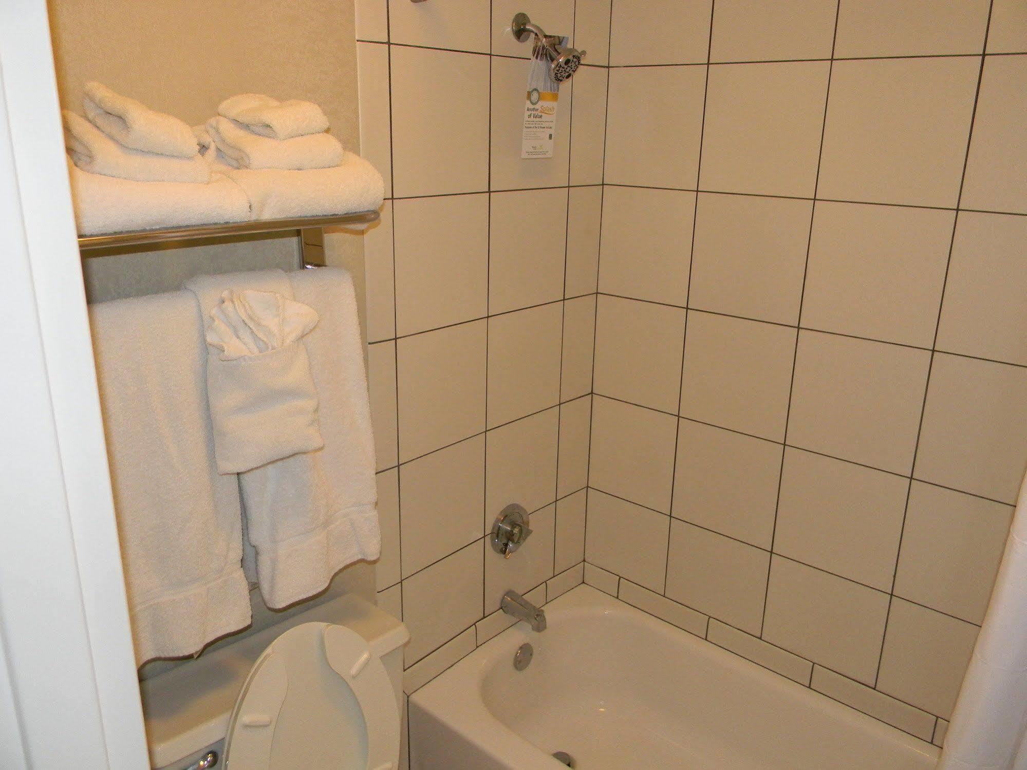 Quality Inn Prestonsburg المظهر الخارجي الصورة